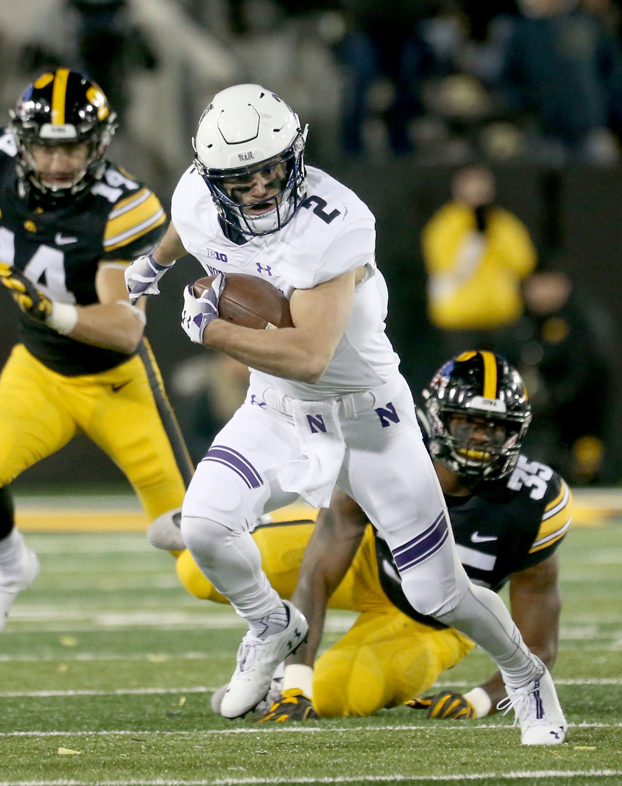 111018-Iowa-Football-021